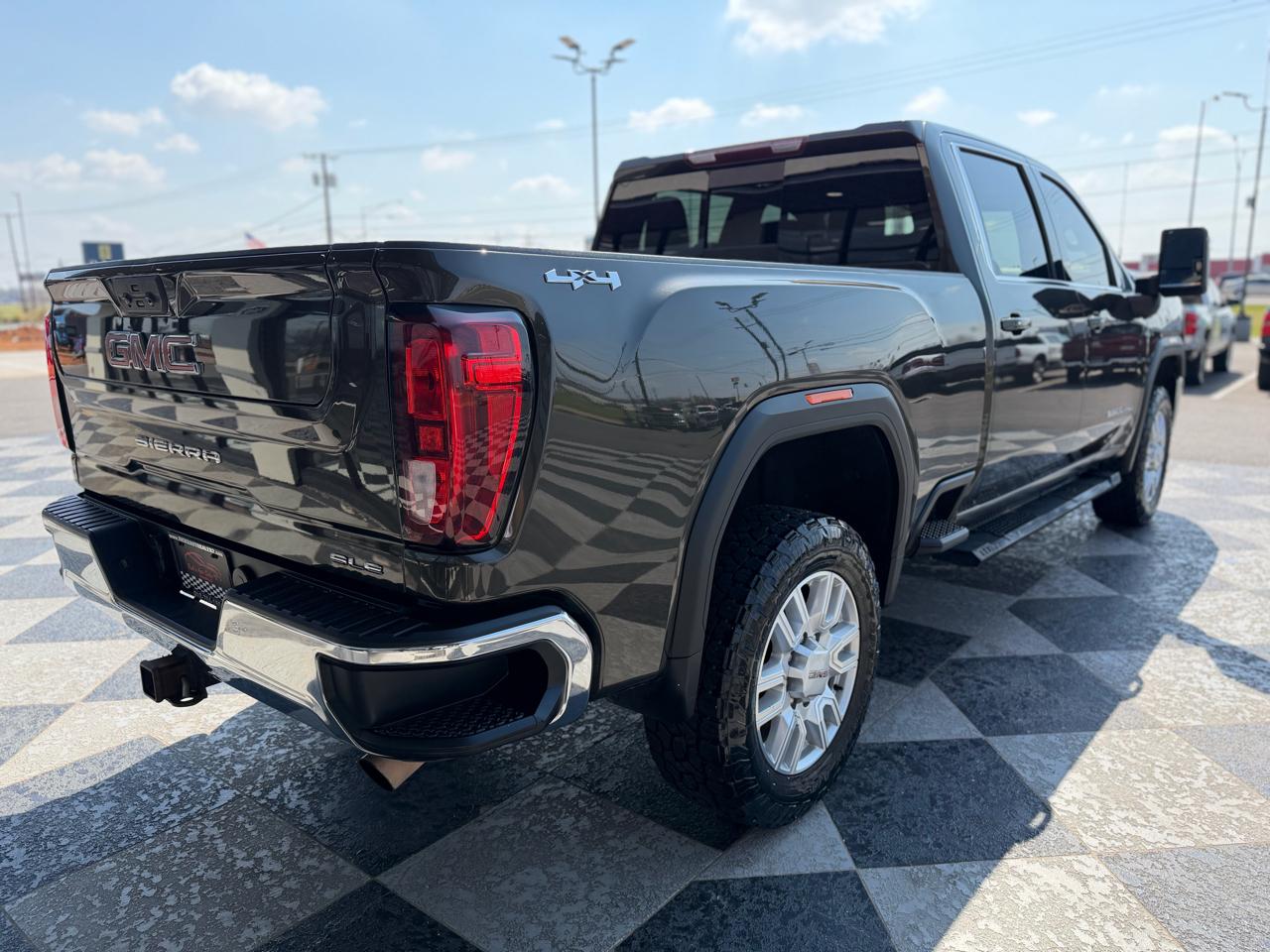 GMC Sierra 2500HD SLE Crew Cab 4WD 2022