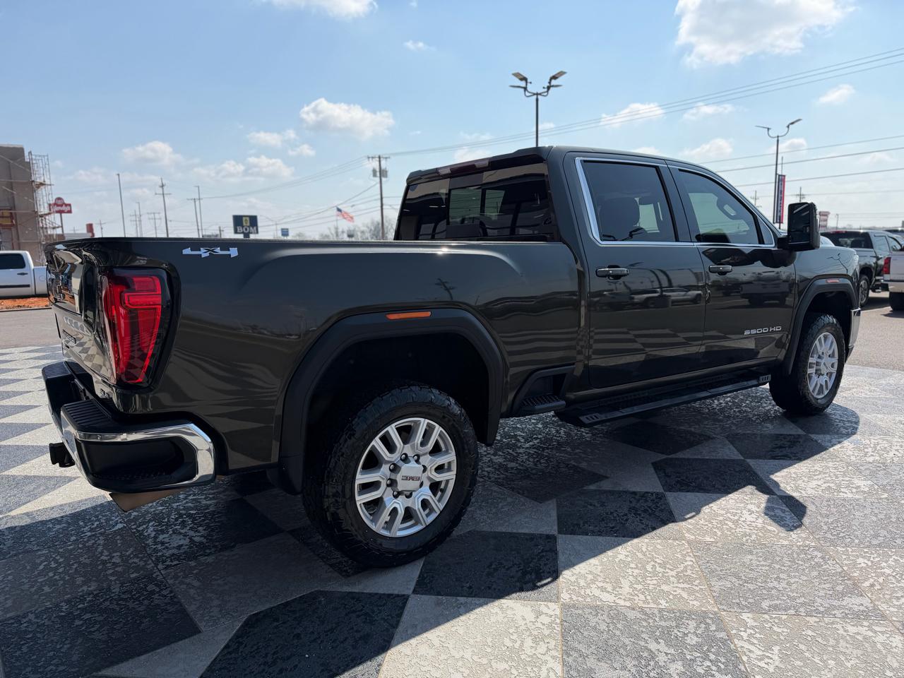 GMC Sierra 2500HD SLE Crew Cab 4WD 2022