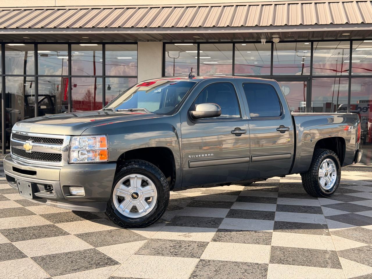 Chevrolet Silverado 1500 LTZ Crew Cab 4WD 2011