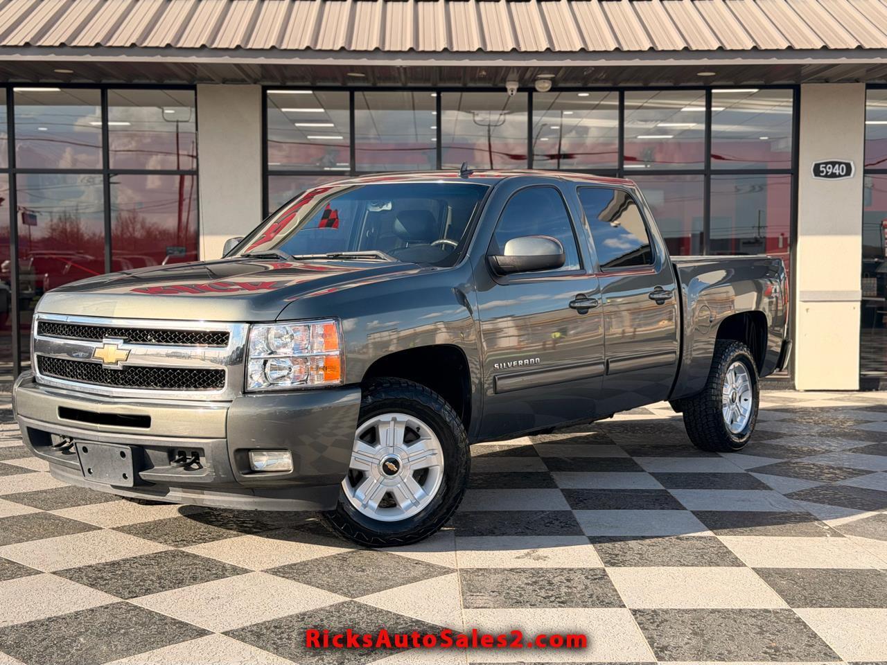 Chevrolet Silverado 1500 LTZ Crew Cab 4WD 2011