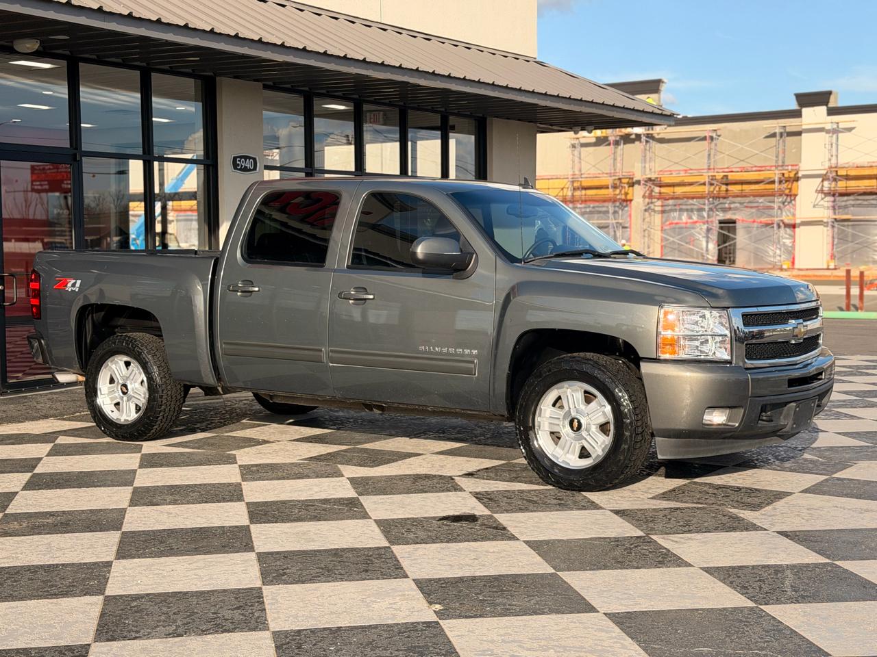 Chevrolet Silverado 1500 LTZ Crew Cab 4WD 2011