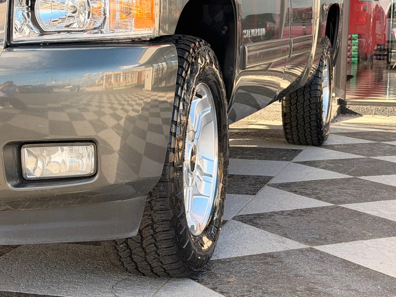 Chevrolet Silverado 1500 LTZ Crew Cab 4WD 2011