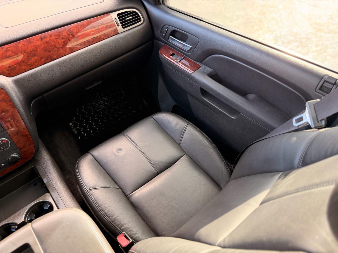 Chevrolet Silverado 1500 LTZ Crew Cab 4WD 2011