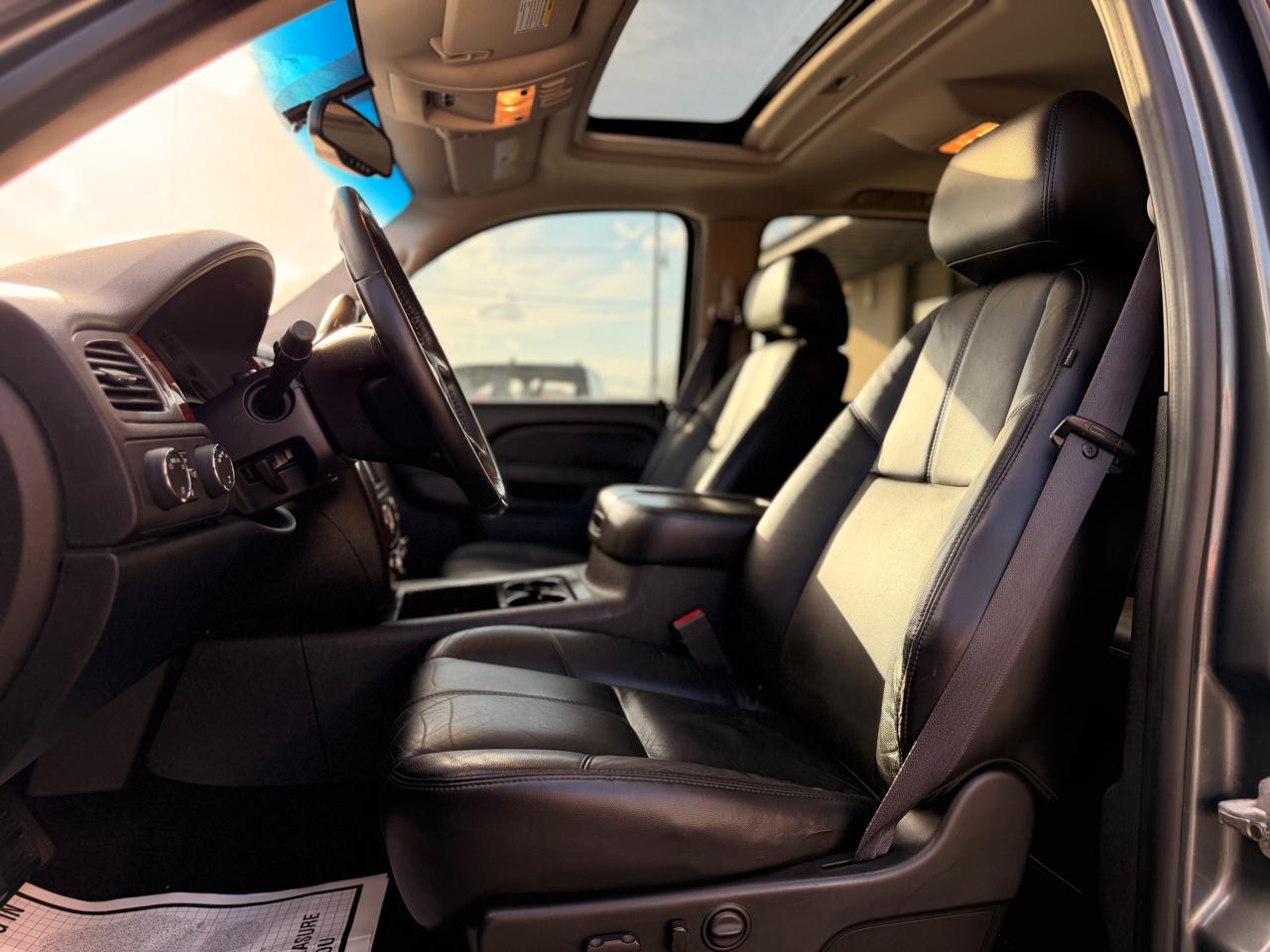 Chevrolet Silverado 1500 LTZ Crew Cab 4WD 2011