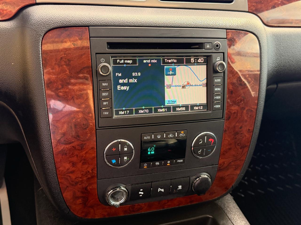 Chevrolet Silverado 1500 LTZ Crew Cab 4WD 2011