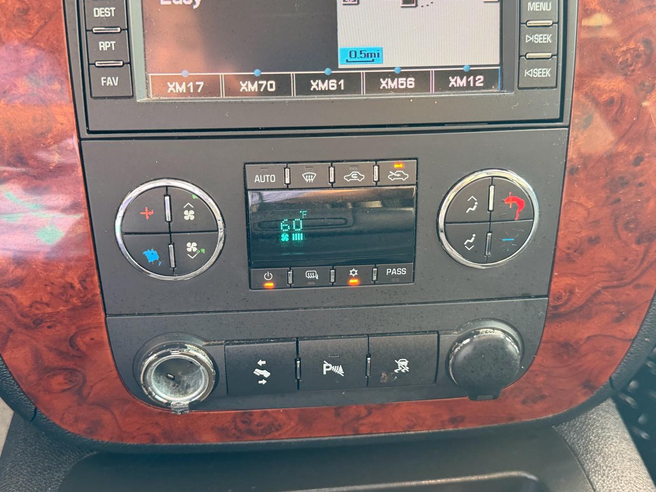 Chevrolet Silverado 1500 LTZ Crew Cab 4WD 2011