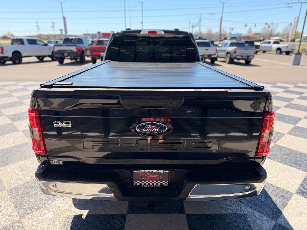 Ford F-150 XLT 2WD Reg Cab 8' Box 2021