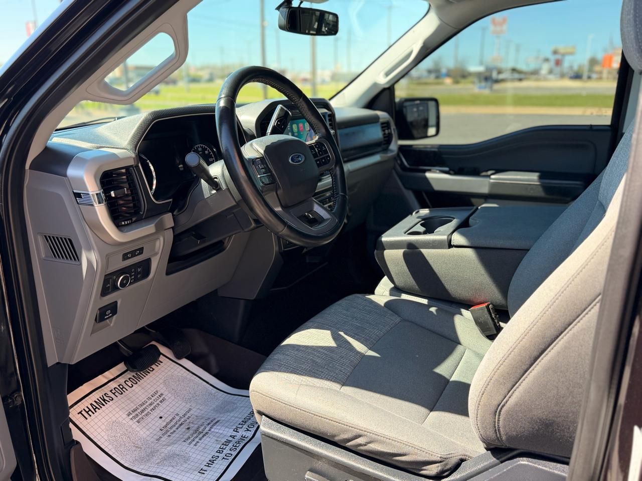 Ford F-150 XLT 2WD Reg Cab 8' Box 2021