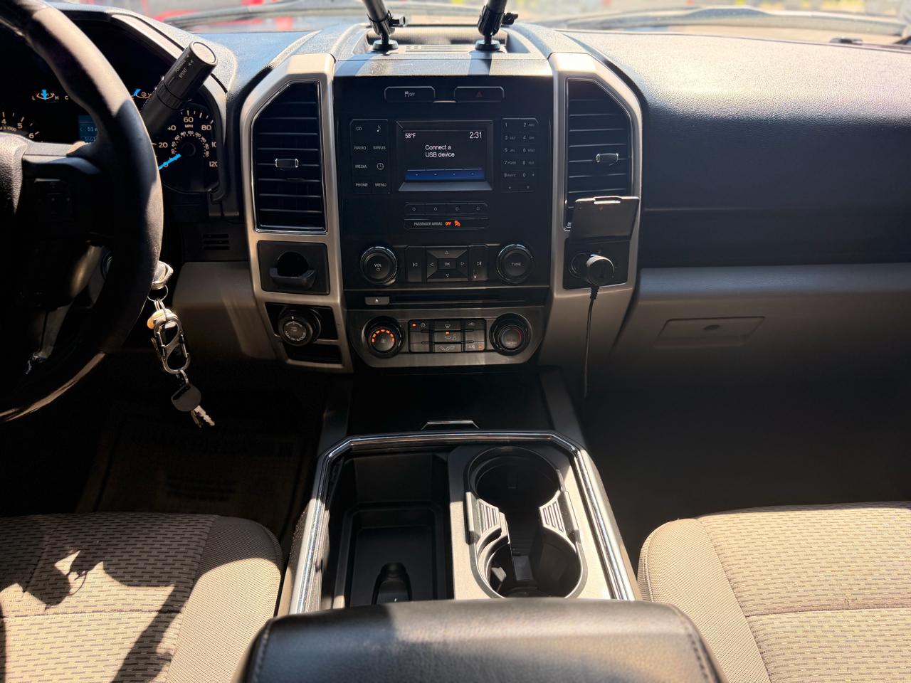 Ford F-150 XLT 2WD SuperCrew 5.5' Box 2016