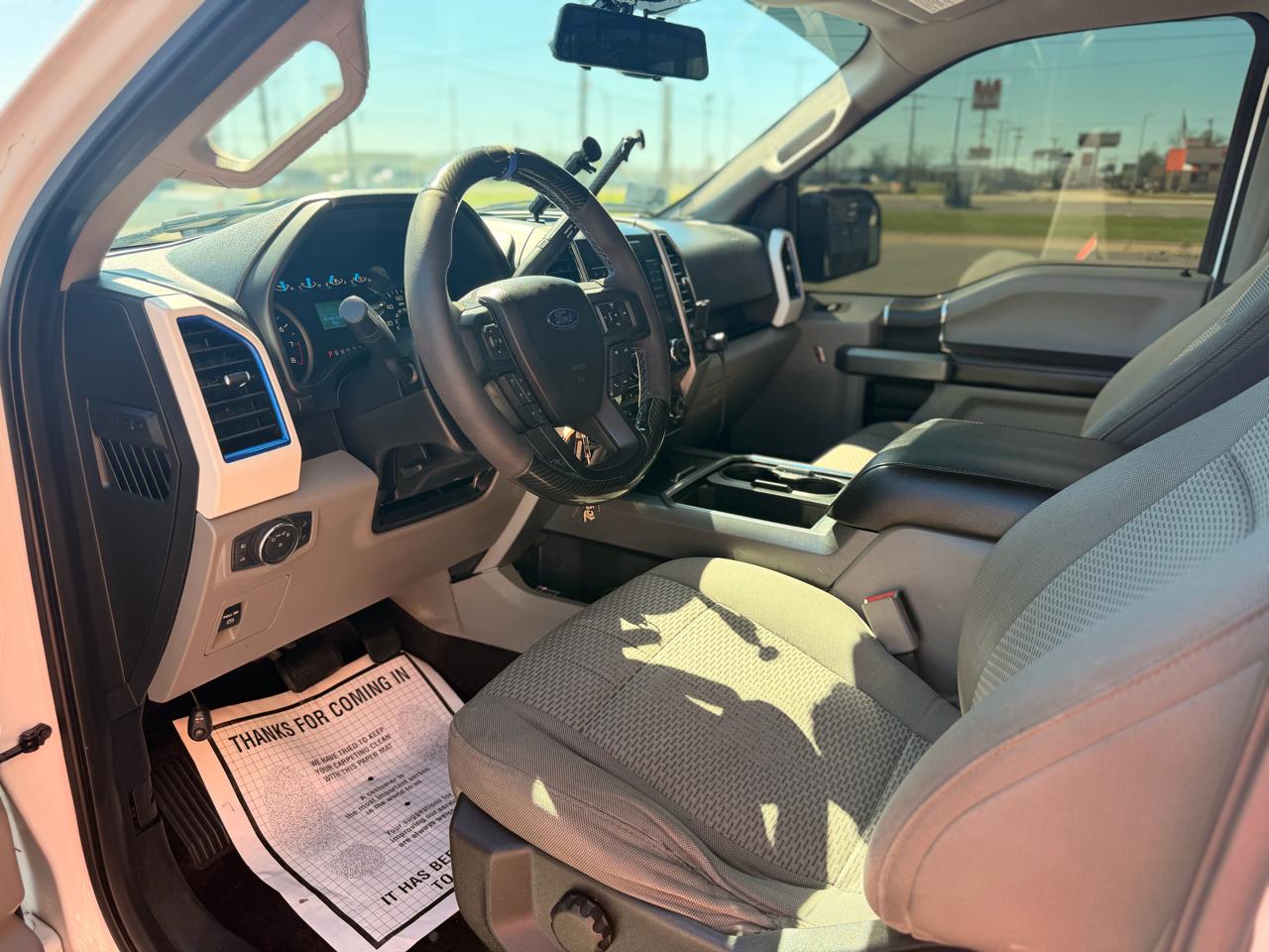 Ford F-150 XLT 2WD SuperCrew 5.5' Box 2016