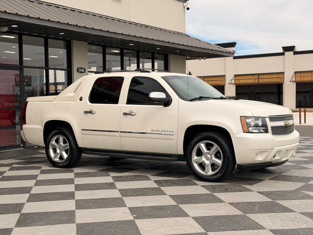 Chevrolet Avalanche Black Diamond LTZ 2013