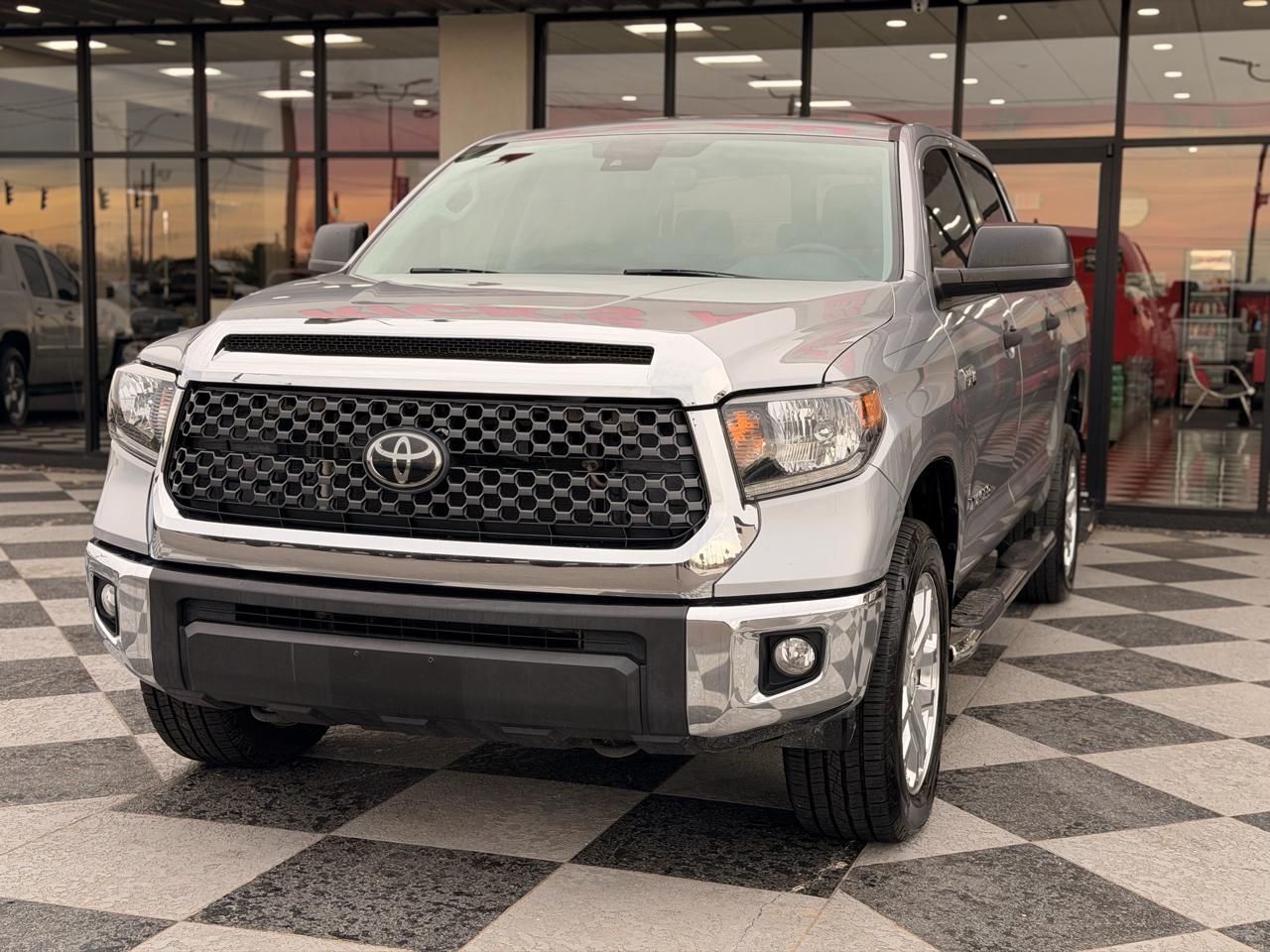 Toyota Tundra SR5 5.7L V8 CrewMax 4WD 2021