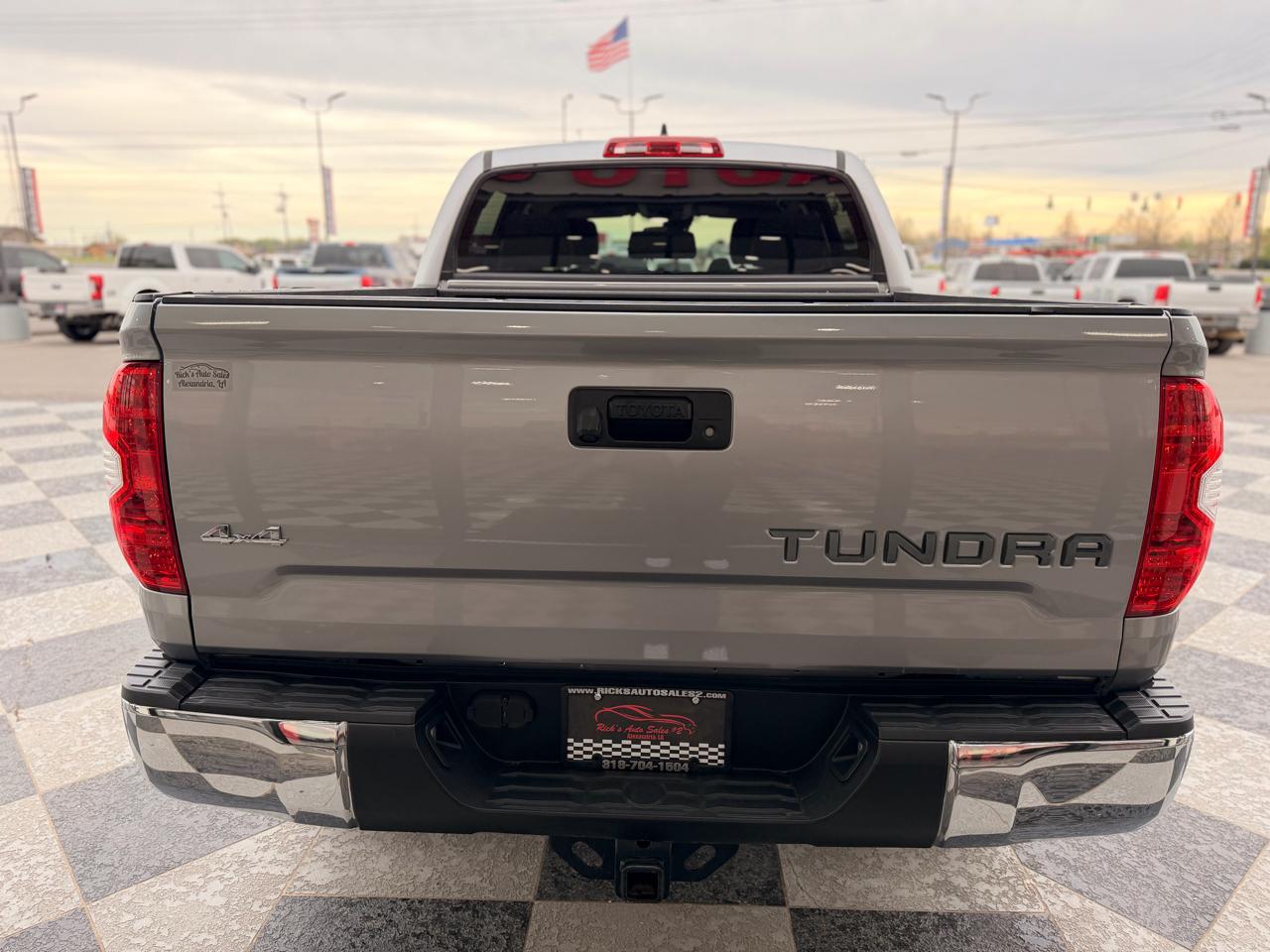 Toyota Tundra SR5 5.7L V8 CrewMax 4WD 2021