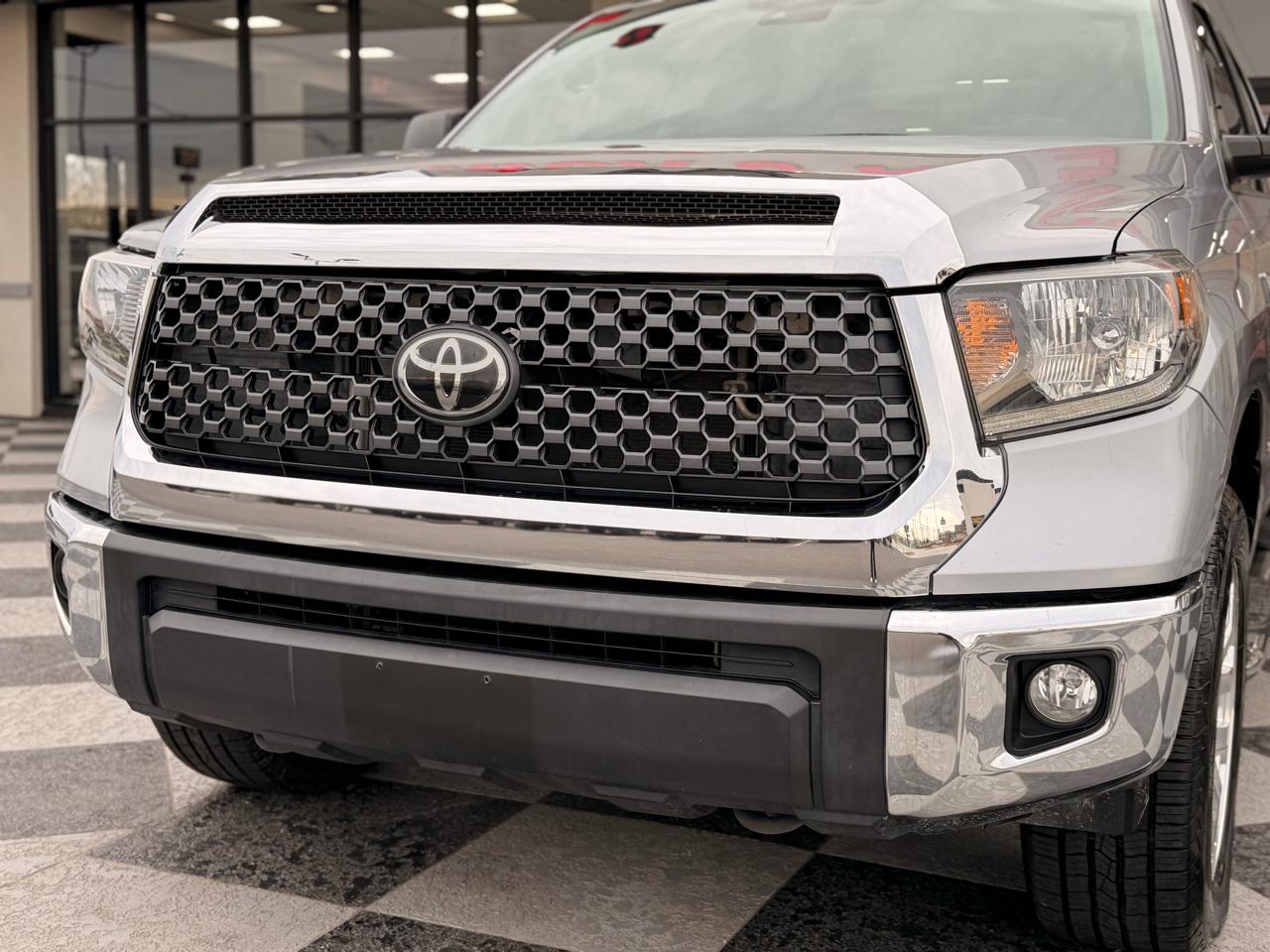 Toyota Tundra SR5 5.7L V8 CrewMax 4WD 2021