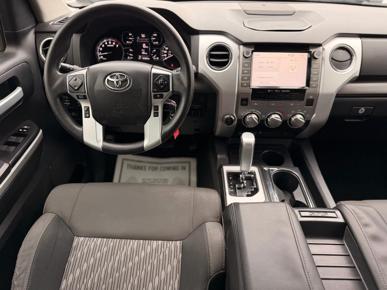 Toyota Tundra SR5 5.7L V8 CrewMax 4WD 2021