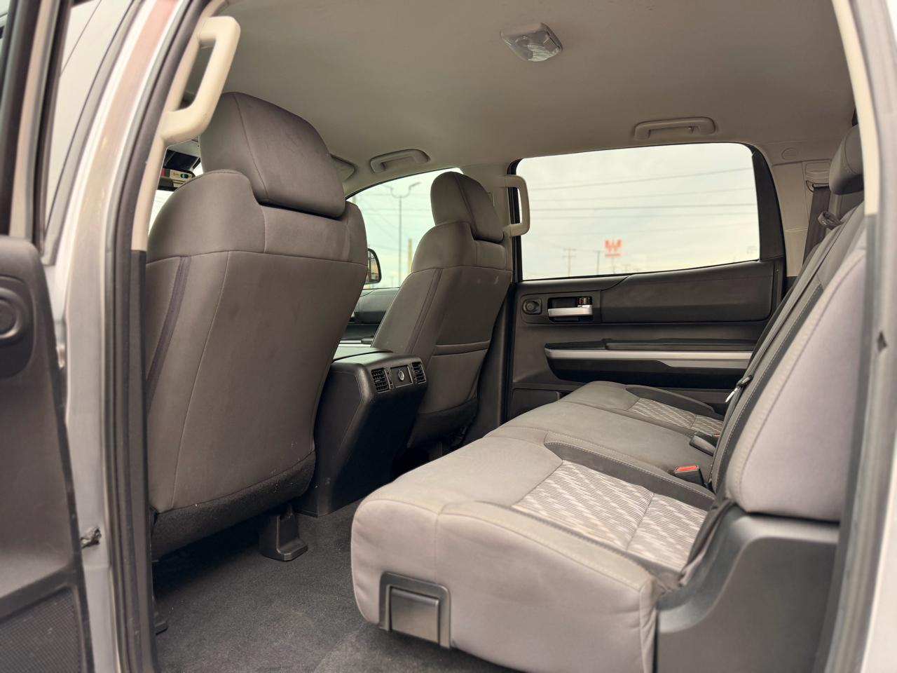 Toyota Tundra SR5 5.7L V8 CrewMax 4WD 2021