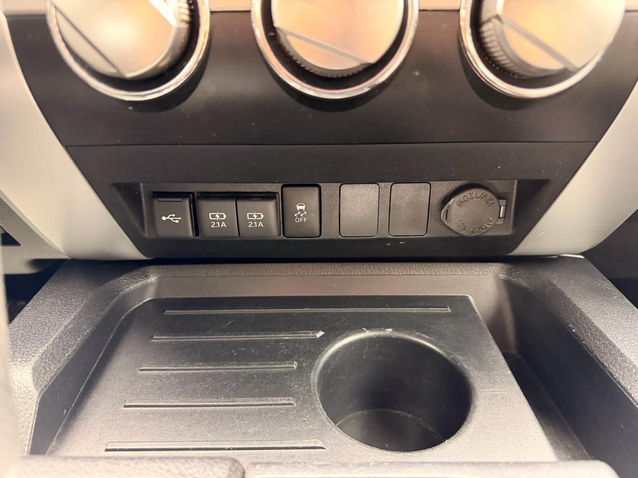 Toyota Tundra SR5 5.7L V8 CrewMax 4WD 2021