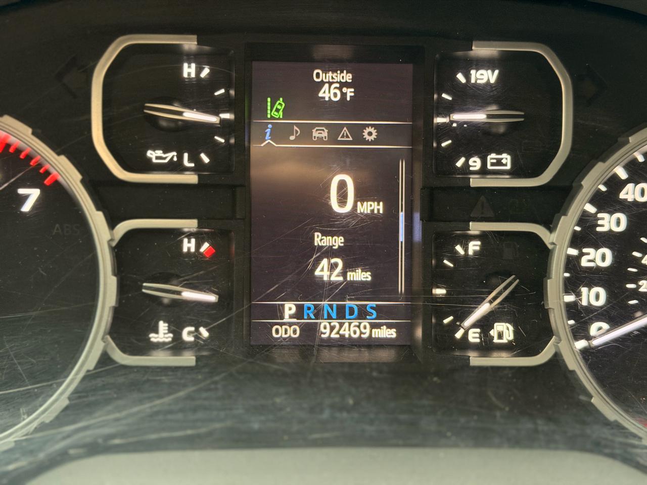 Toyota Tundra SR5 5.7L V8 CrewMax 4WD 2021