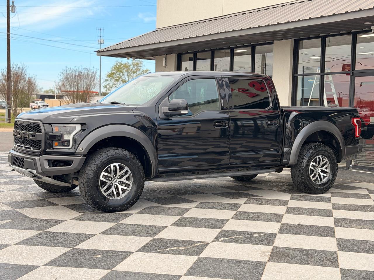 Ford F-150 Raptor SuperCrew 4WD 2018