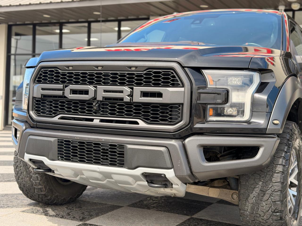 Ford F-150 Raptor SuperCrew 4WD 2018