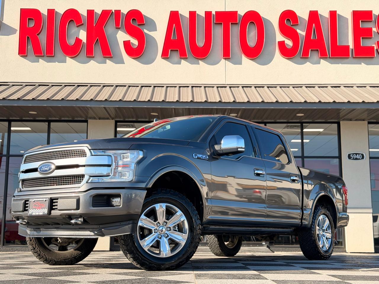 Ford F-150 Platinum 4WD SuperCrew 5.5' Box 2018
