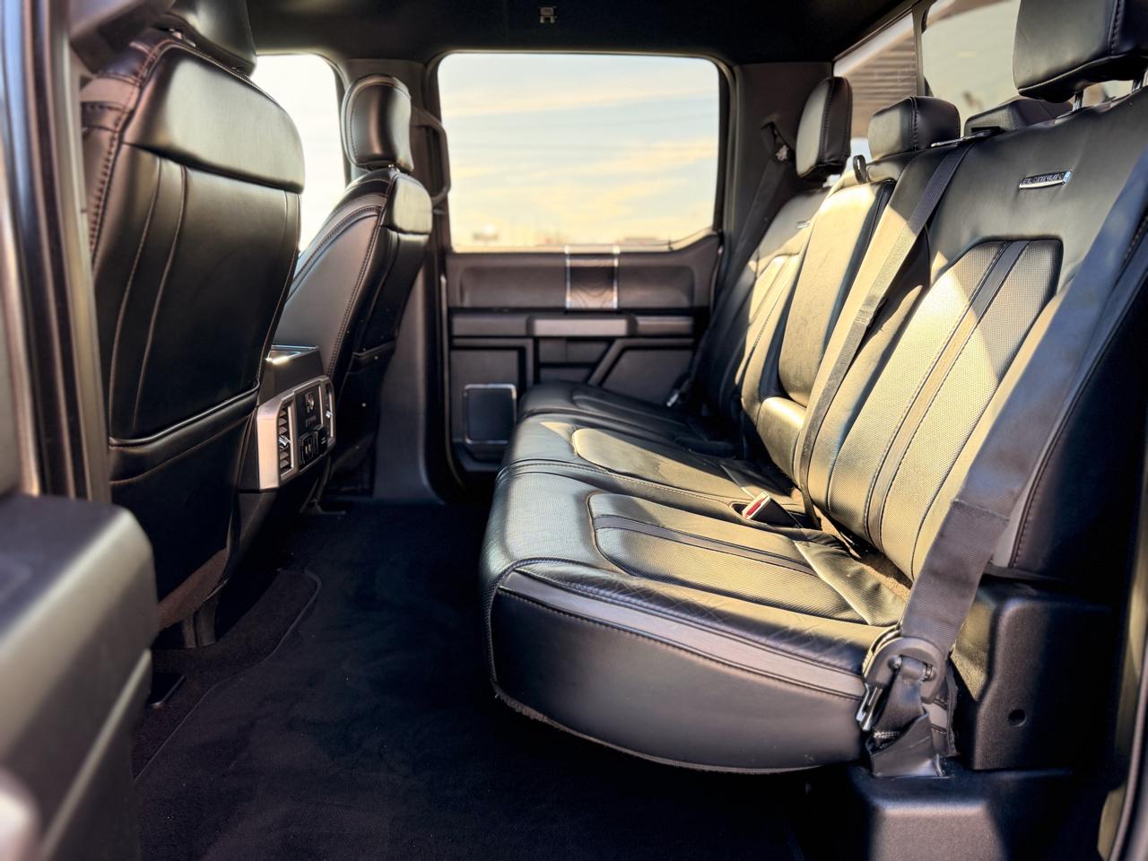 Ford F-150 Platinum 4WD SuperCrew 5.5' Box 2018