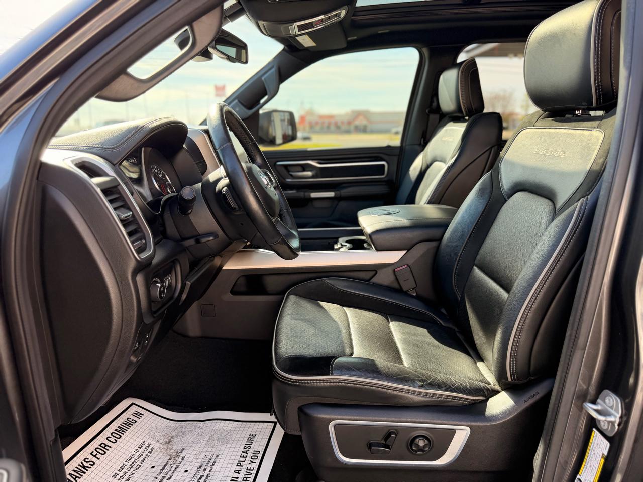 RAM 1500 Laramie Crew Cab SWB 4WD 2019