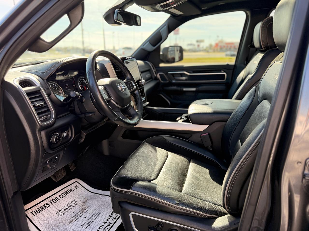 RAM 1500 Laramie Crew Cab SWB 4WD 2019