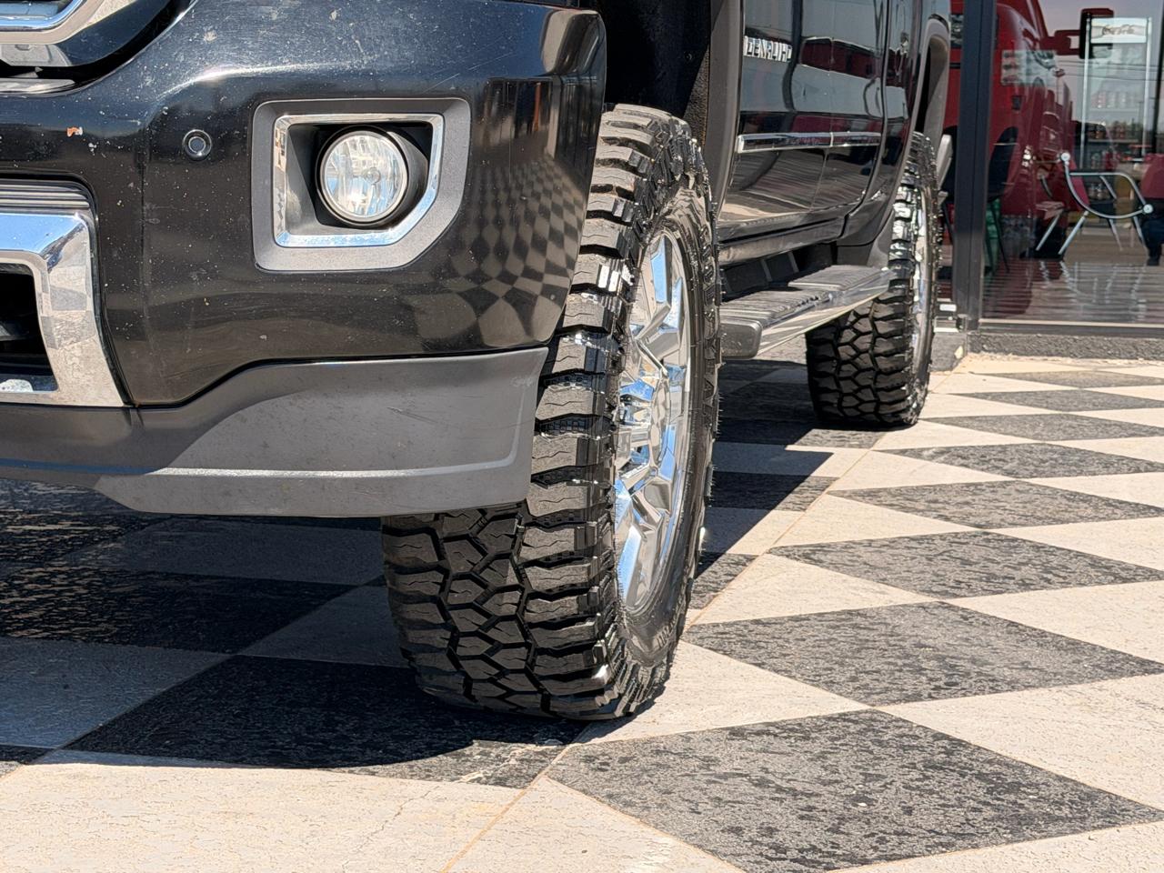 GMC Sierra 2500HD Denali Crew Cab 4WD 2015