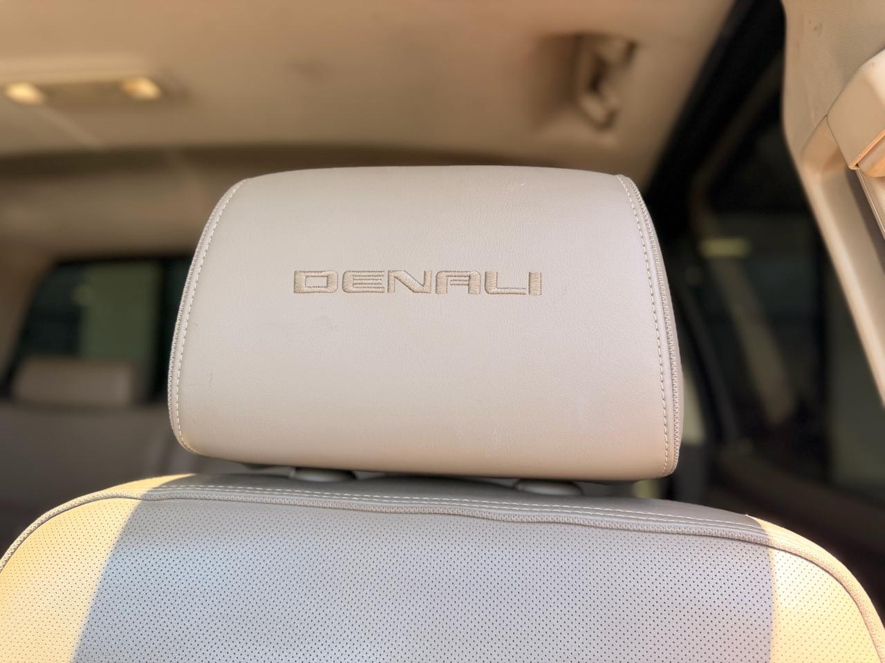 GMC Sierra 2500HD Denali Crew Cab 4WD 2015