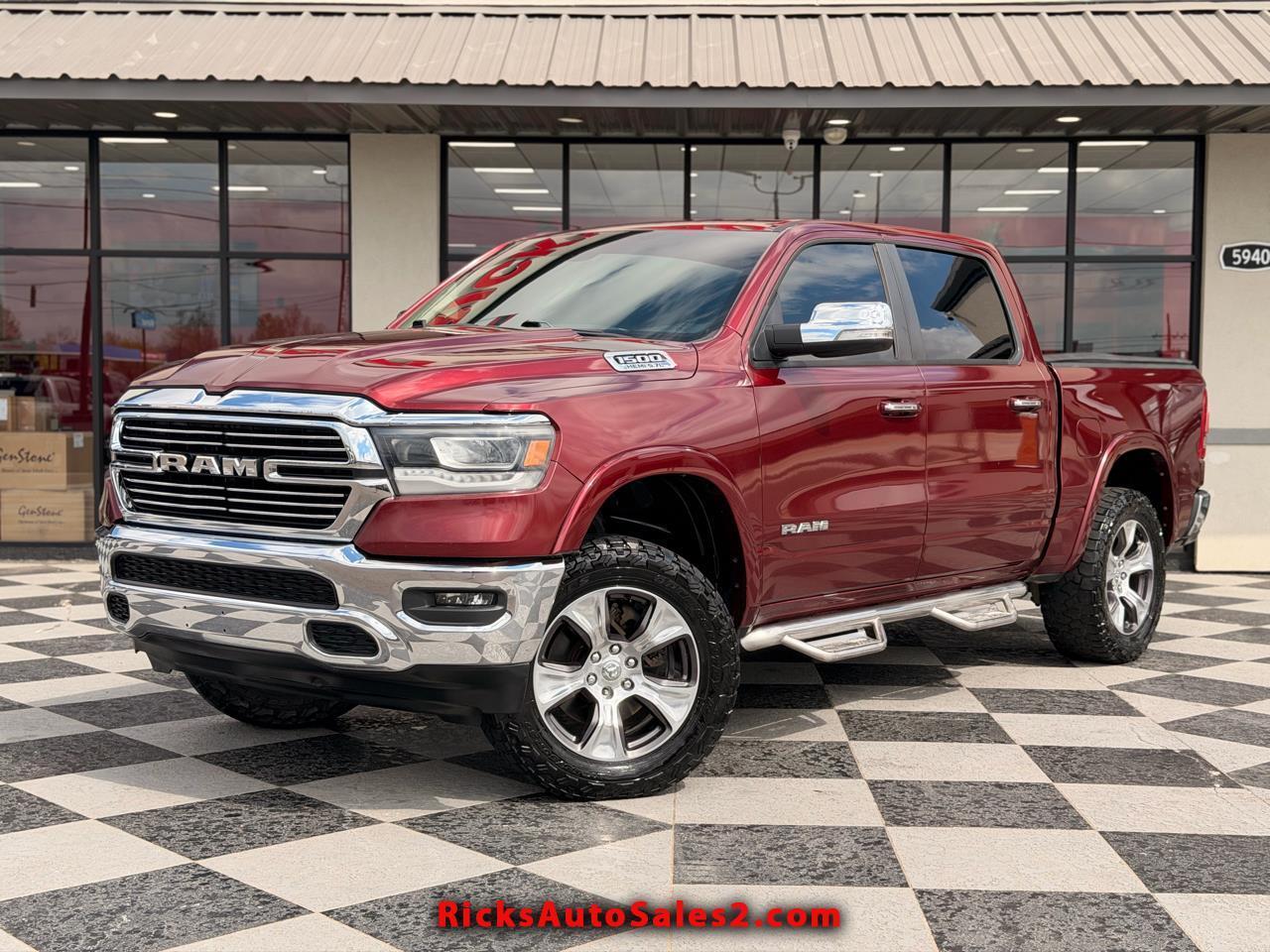 2019 RAM 1500 Laramie Crew Cab 4WD