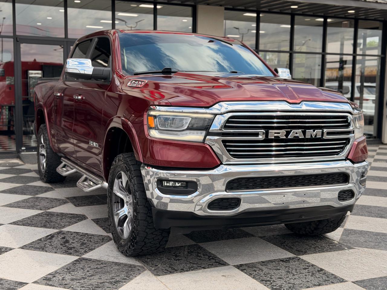 RAM 1500 Laramie Crew Cab SWB 4WD 2019