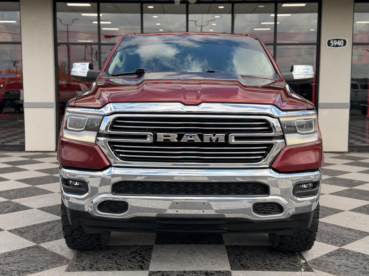 RAM 1500 Laramie Crew Cab SWB 4WD 2019