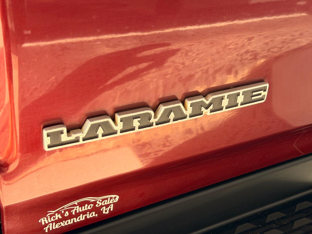 RAM 1500 Laramie Crew Cab SWB 4WD 2019