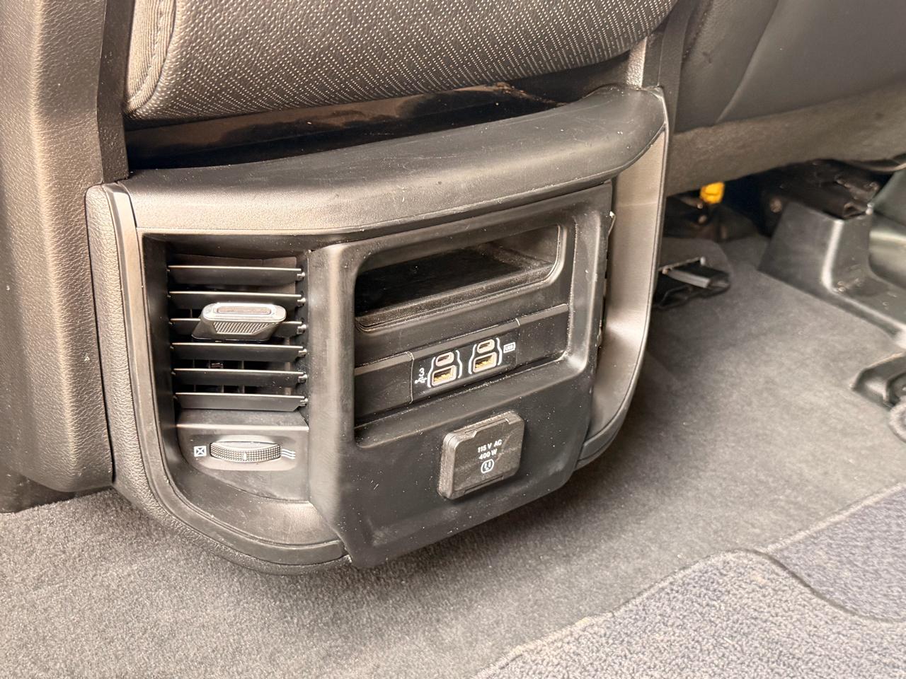 RAM 1500 Laramie Crew Cab SWB 4WD 2019