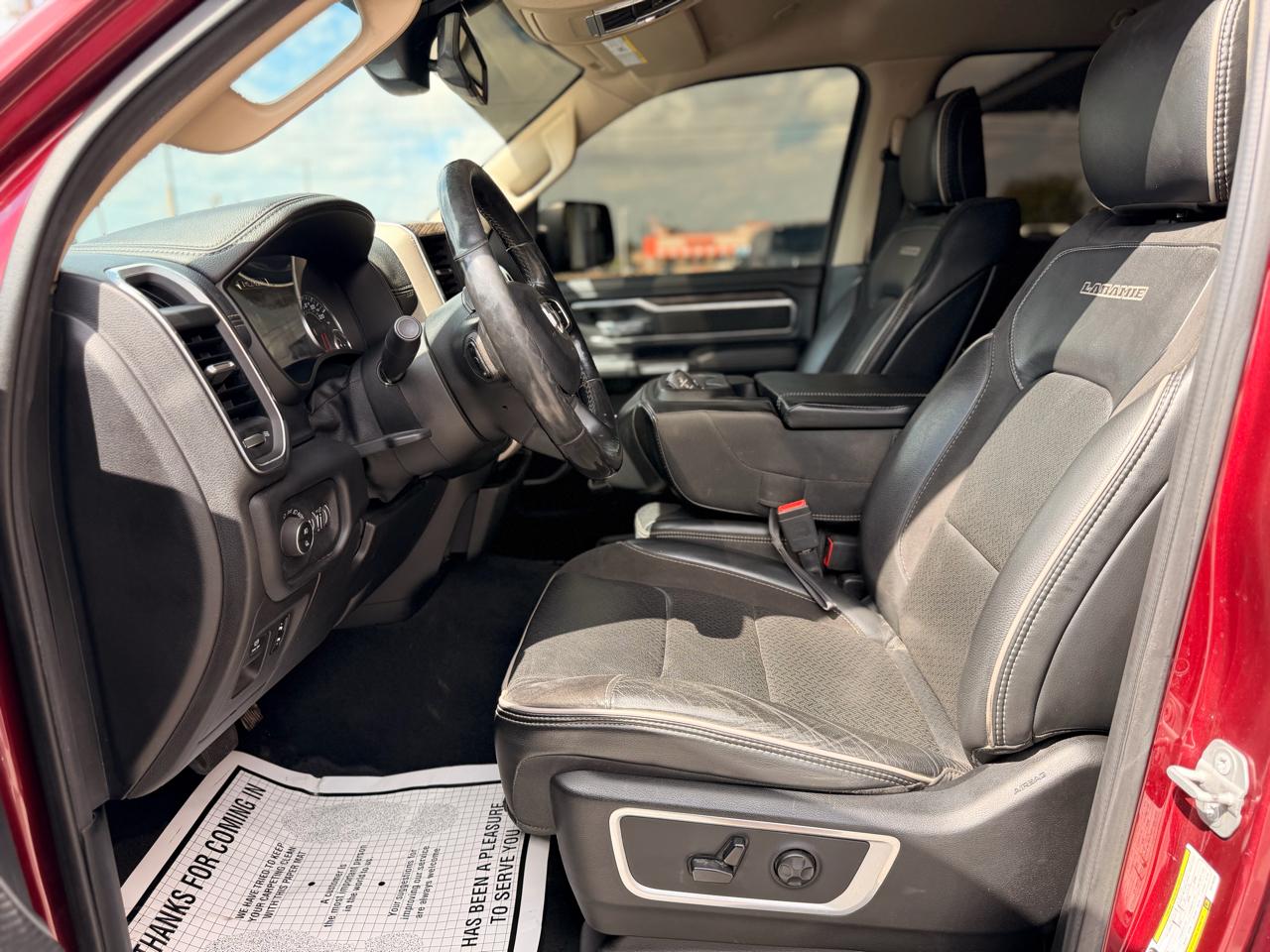 RAM 1500 Laramie Crew Cab SWB 4WD 2019