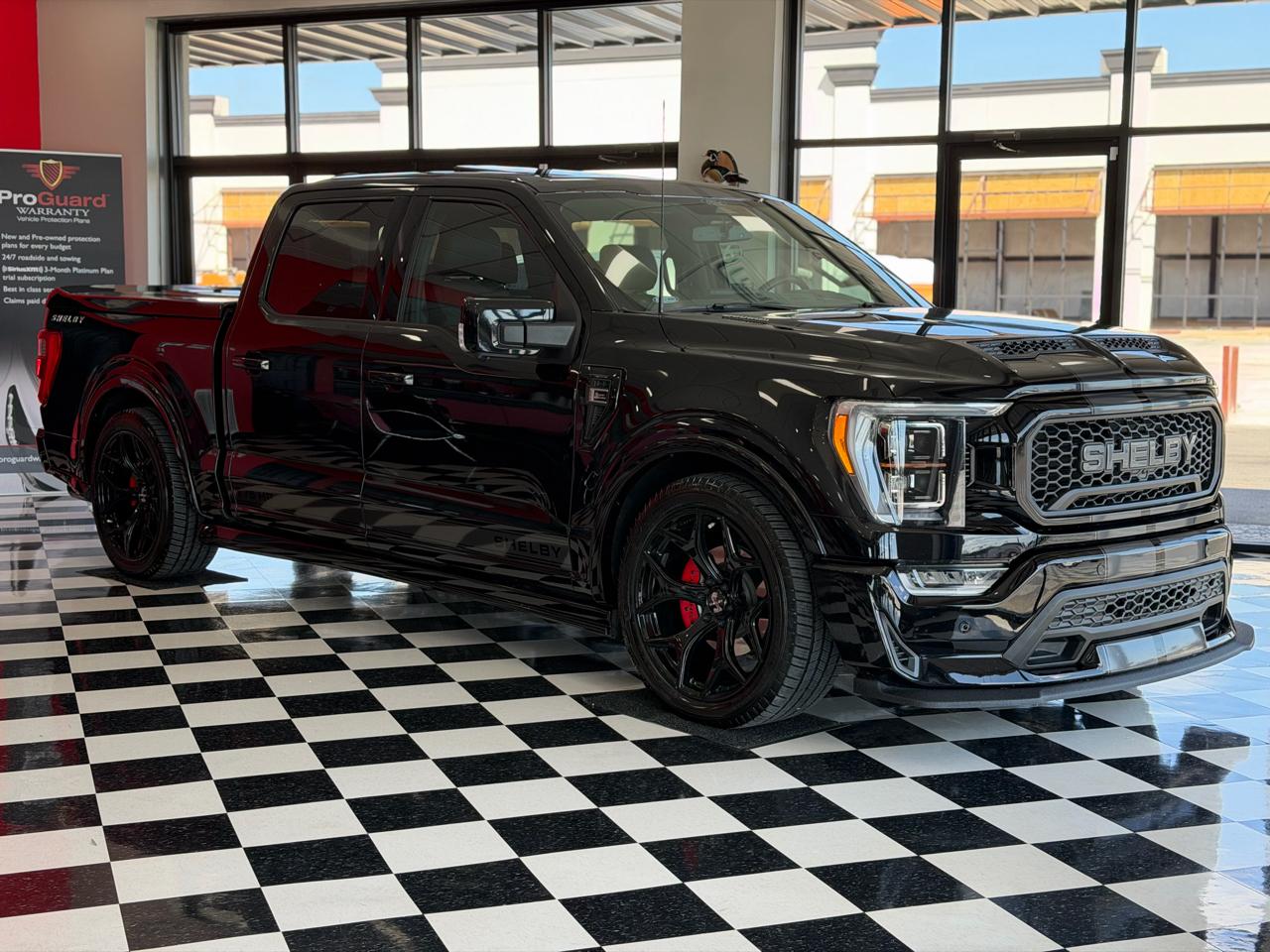 Ford F-150 Lariat SuperCrew 4WD 2022