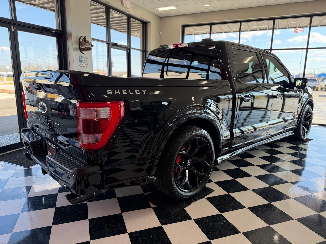 Ford F-150 Lariat SuperCrew 4WD 2022