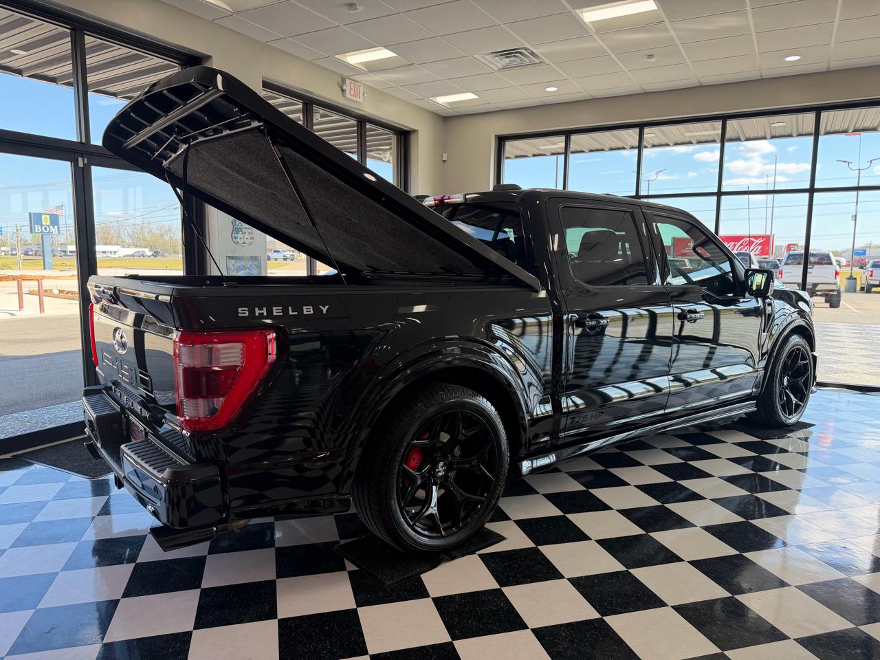 Ford F-150 Lariat SuperCrew 4WD 2022