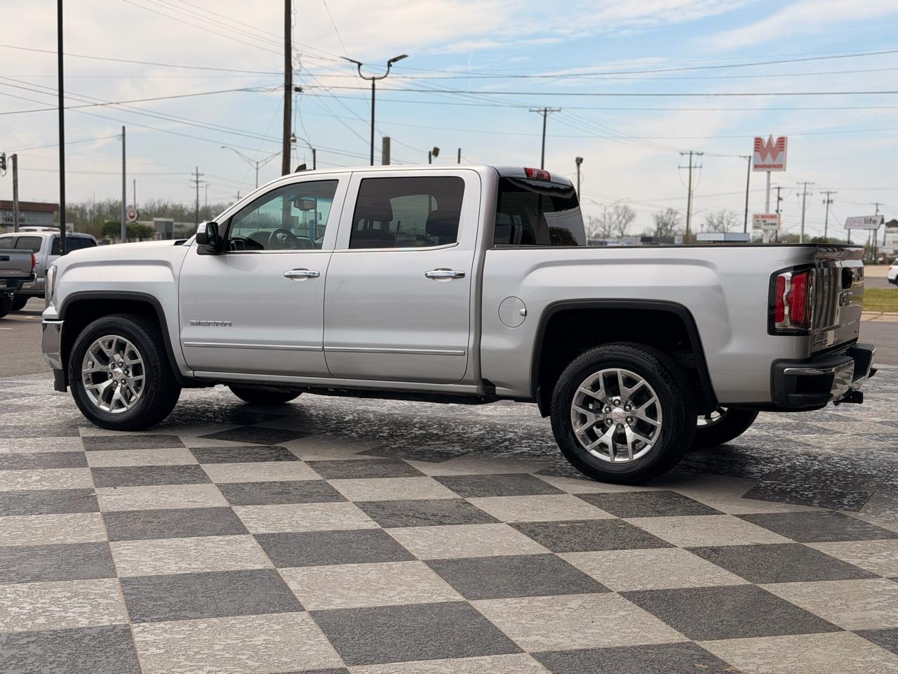 GMC Sierra 1500 SLT Crew Cab 2WD 2018