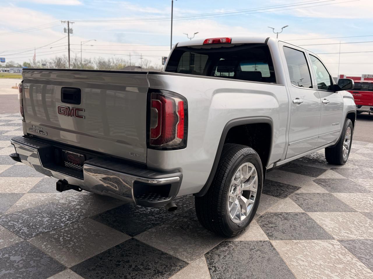 GMC Sierra 1500 SLT Crew Cab 2WD 2018