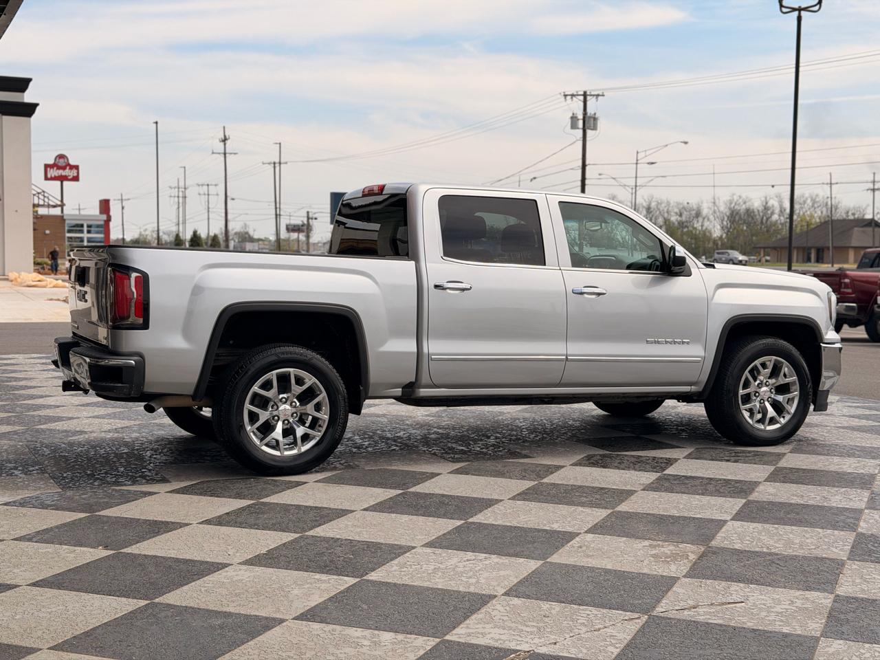 GMC Sierra 1500 SLT Crew Cab 2WD 2018