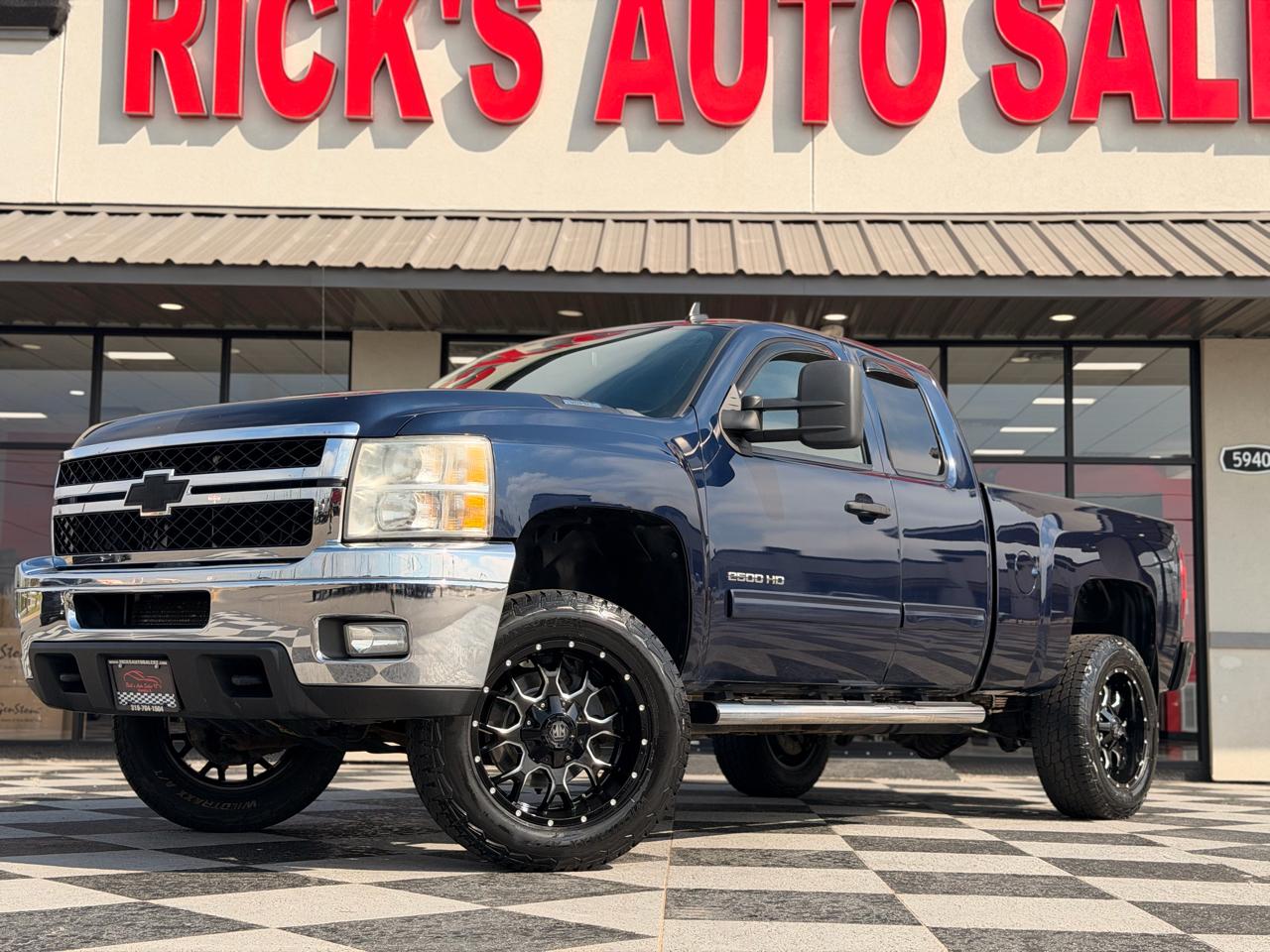 Chevrolet Silverado 2500HD LT Ext. Cab 4WD 2011