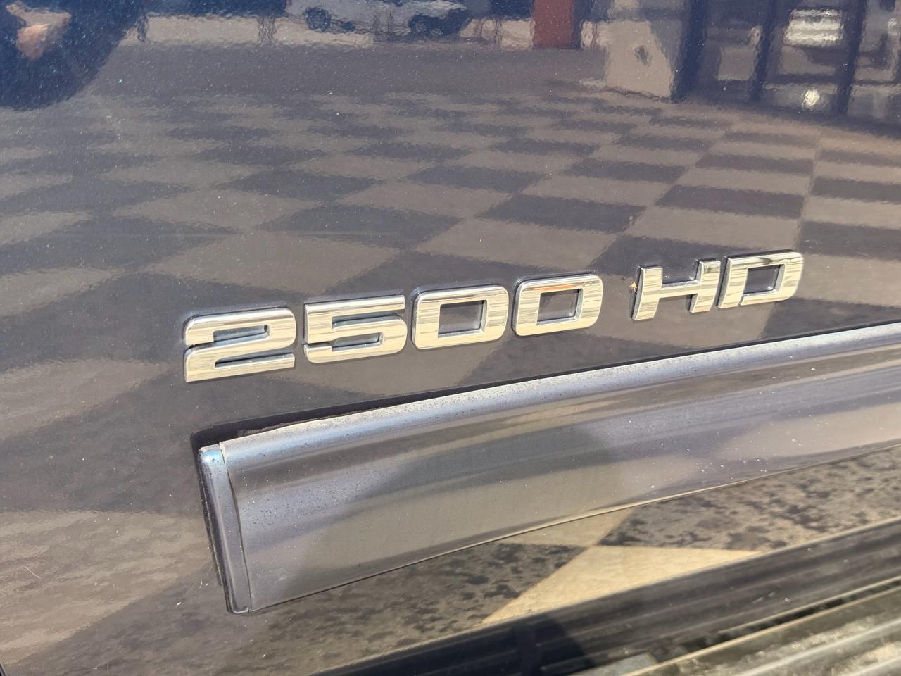 Chevrolet Silverado 2500HD LT Ext. Cab 4WD 2011