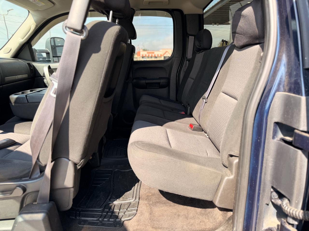 Chevrolet Silverado 2500HD LT Ext. Cab 4WD 2011