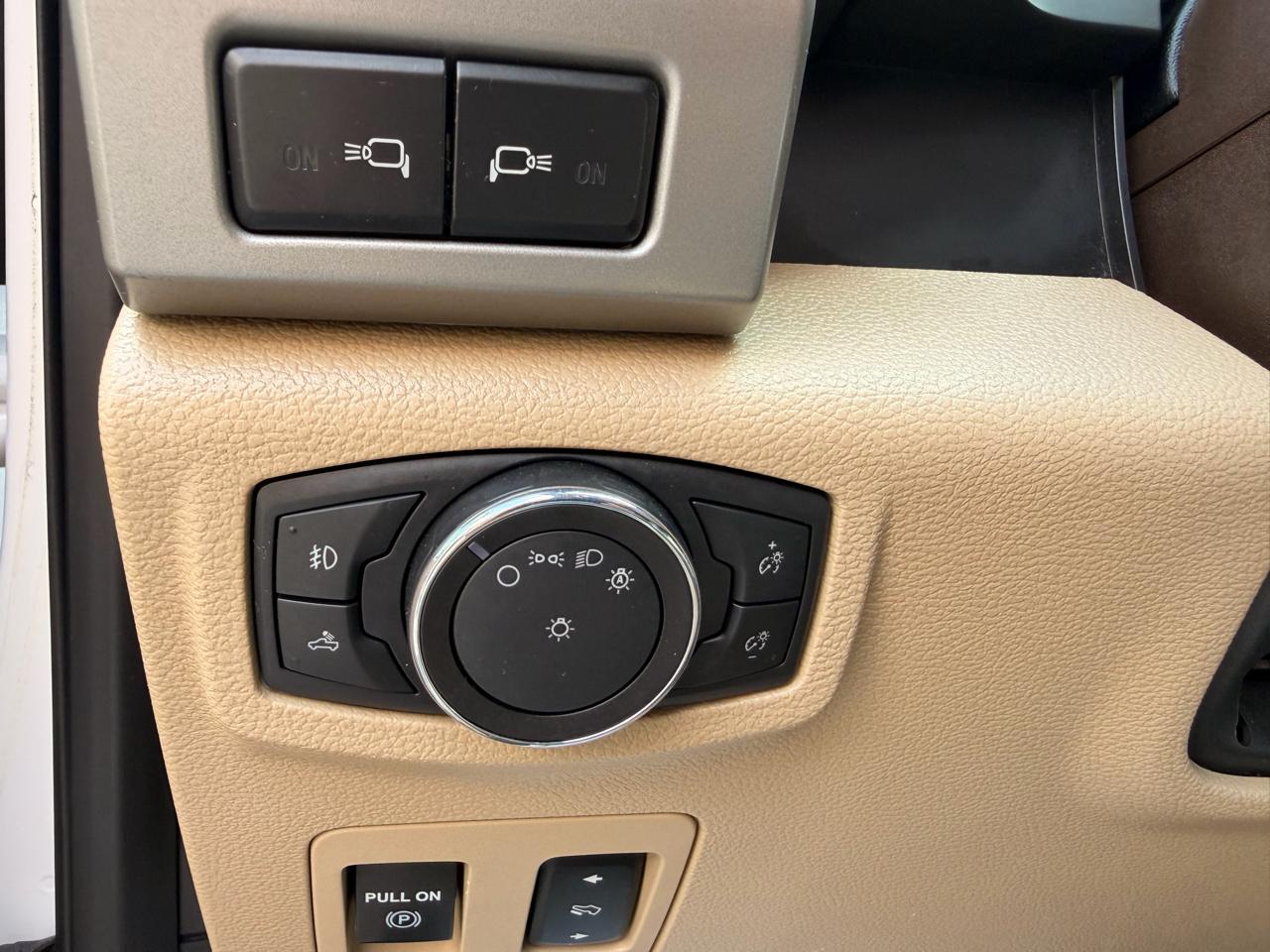 Ford F-150 Lariat 4WD SuperCrew 5.5' Box 2018