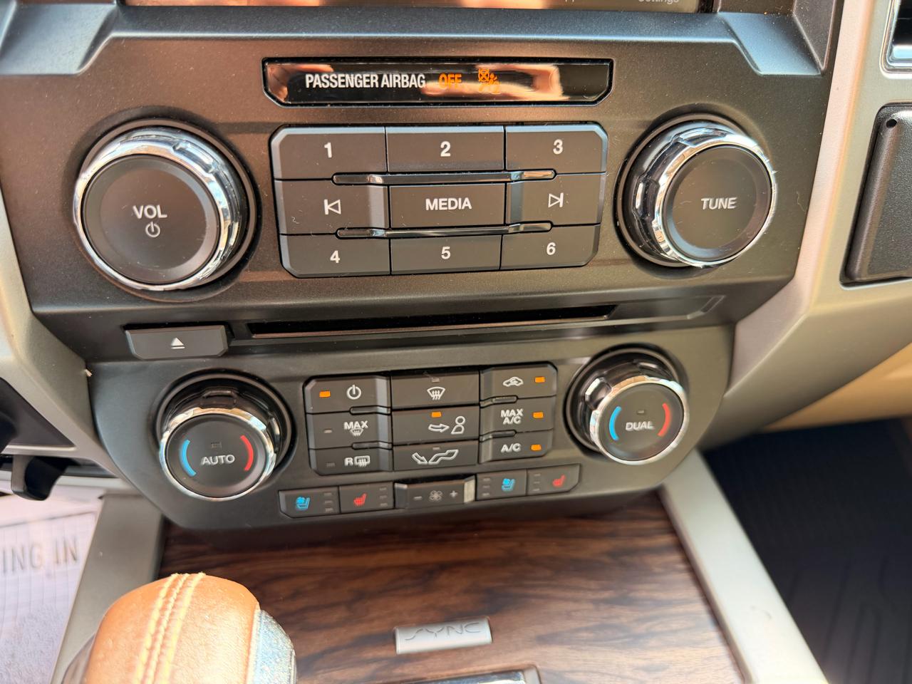 Ford F-150 Lariat 4WD SuperCrew 5.5' Box 2018