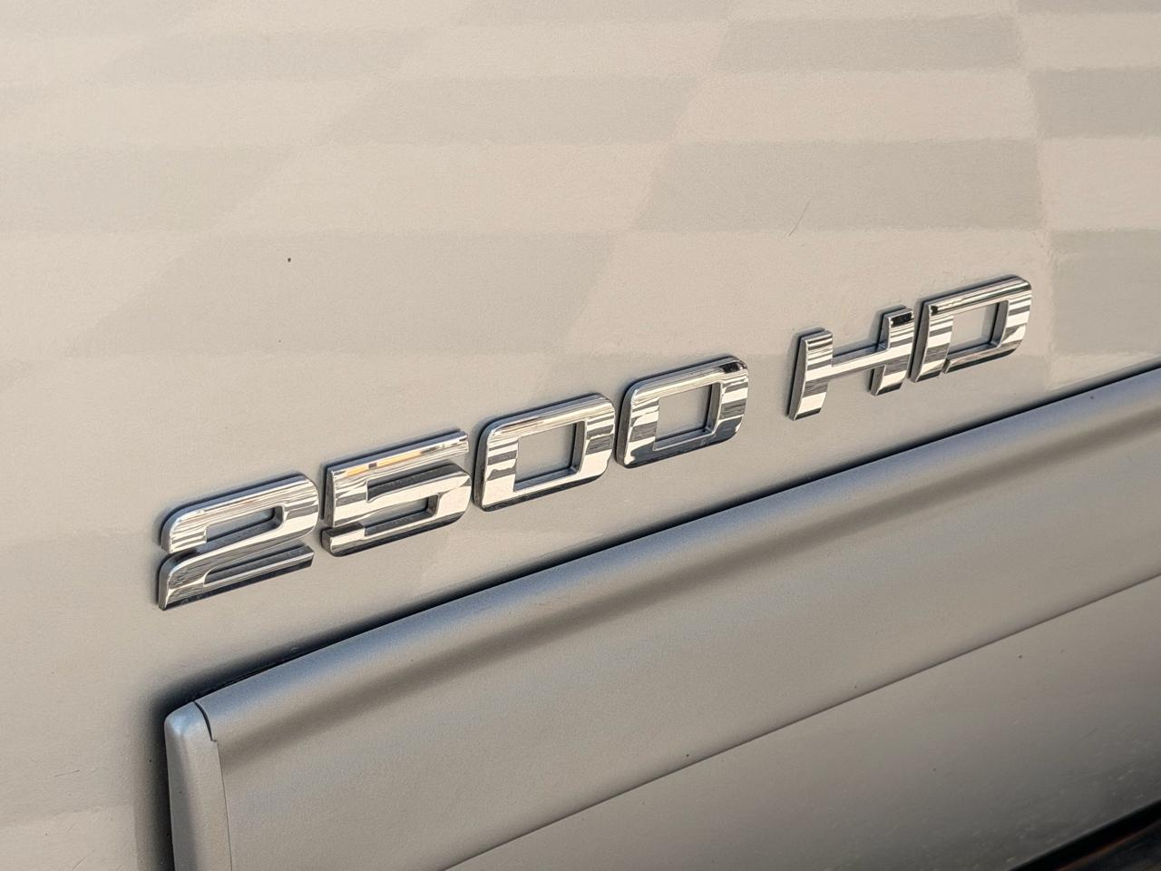 GMC Sierra 2500HD SLT Crew Cab 4WD 2014