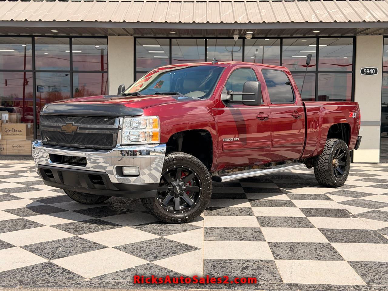 Chevrolet Silverado 2500HD LTZ Crew Cab 4WD 2013