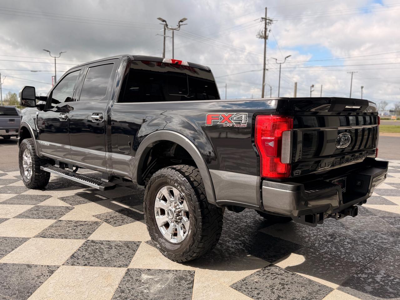 Ford F-250 SD King Ranch Crew Cab 4WD 2017